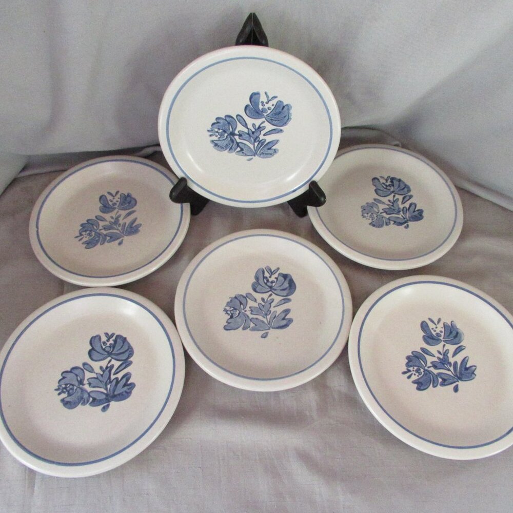 Pfaltzgraff Yorktown set of 6 dessert bread plates 6-3/4" castle